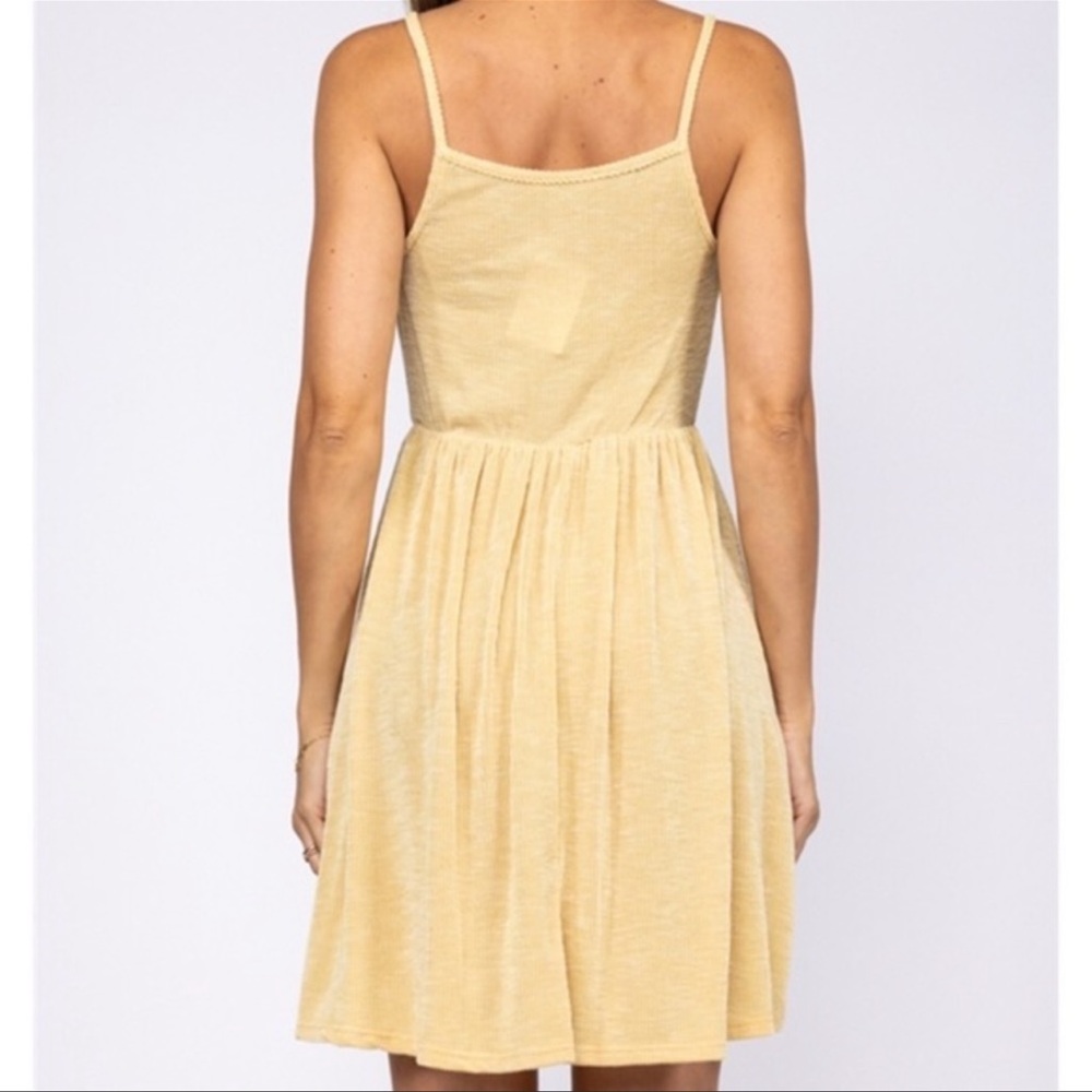 New Val Marie USA MADE Pale Yellow Adorable Women’s Mini Dress - Picture 4 of 6